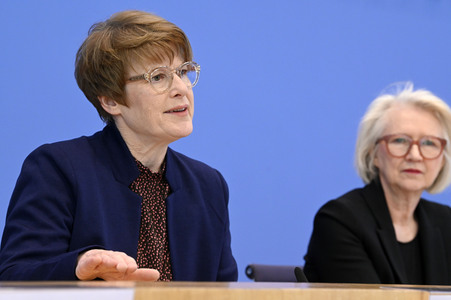 Bundespressekonferenz zur Vorstellung des Frühjahrsgutachten 2025 in Berlin