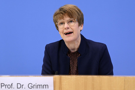 Bundespressekonferenz zur Vorstellung des Frühjahrsgutachten 2025 in Berlin