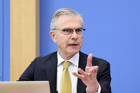Bundespressekonferenz zur Vorstellung des Frühjahrsgutachten 2025 in Berlin