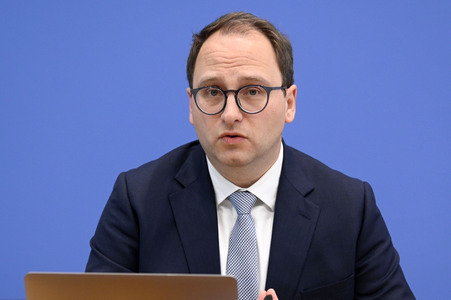 Bundespressekonferenz Vorstellung Gutachten Arzneimittel in Berlin