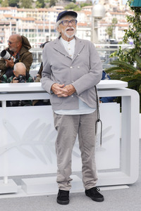 Photocall 'L'homme qui a vu l'ours qui a vu l'homme', Cannes Film Festival 2025