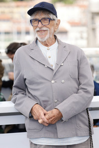 Photocall 'L'homme qui a vu l'ours qui a vu l'homme', Cannes Film Festival 2025