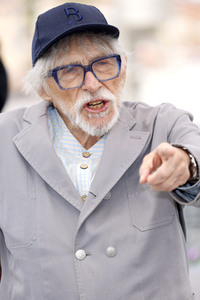 Photocall 'L'homme qui a vu l'ours qui a vu l'homme', Cannes Film Festival 2025