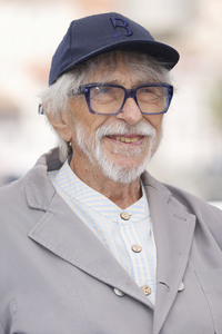 Photocall 'L'homme qui a vu l'ours qui a vu l'homme', Cannes Film Festival 2025