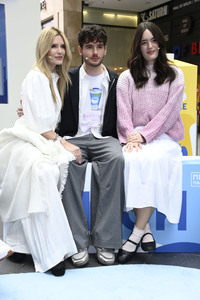 Prominenten-Event 'Der Begehbare Kühlschrank' in Berlin