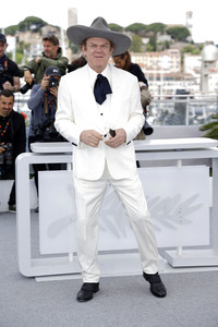 Photocall 'Heads or Tails?', Cannes Film Festival 2025