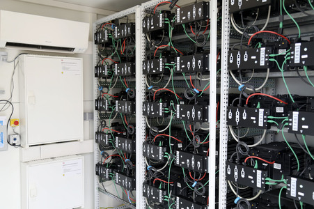 Vorstellung des encore Batteriespeichers im DB ICE-Werk in Leipzig