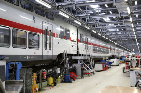 Vorstellung des encore Batteriespeichers im DB ICE-Werk in Leipzig