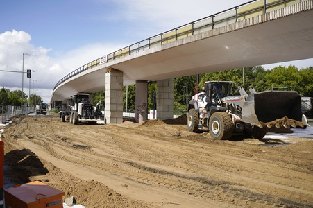 Abriss der kaputten Wuhlheide-Brücke in Berlin