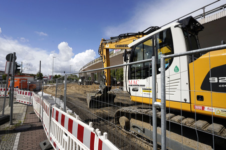 Abriss der kaputten Wuhlheide-Brücke in Berlin