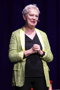 Auftritt von Lioba Albus in Unna