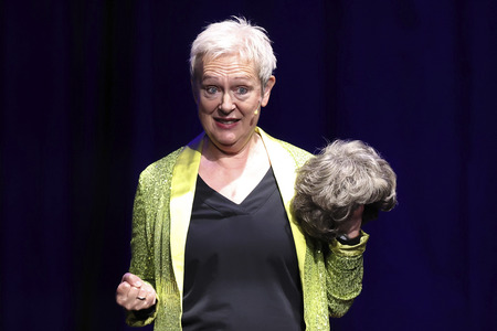 Auftritt von Lioba Albus in Unna