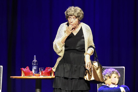 Auftritt von Lioba Albus in Unna