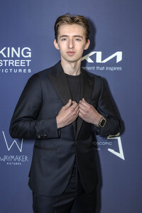 Fimpremiere 'Worth the Wait' in West Hollywood