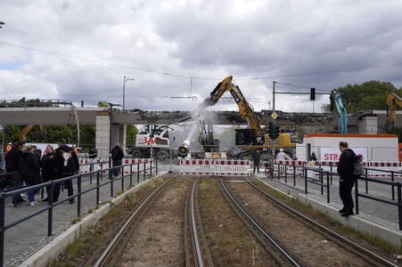 Abriss der kaputten Wuhlheide-Brücke in Berlin