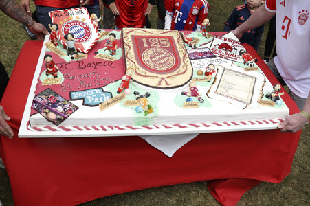 Jubiläums-Fan-Event 125 Jahre FC Bayern München im Bayern-Park in Reisbach
