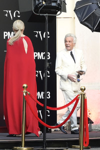 Ausstellungseröffnung 'Orizzonti Rosso' in Rom