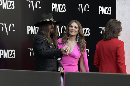 Ausstellungseröffnung 'Orizzonti Rosso' in Rom