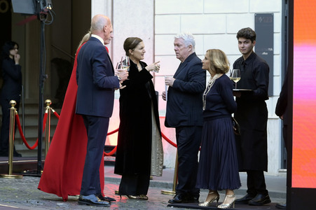 Ausstellungseröffnung 'Orizzonti Rosso' in Rom