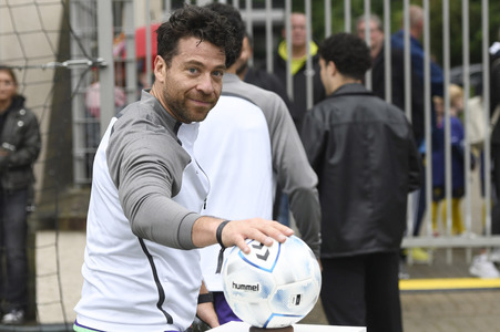 Benefiz-Fußballspiel 'Kicken mit Stars' in Hannover