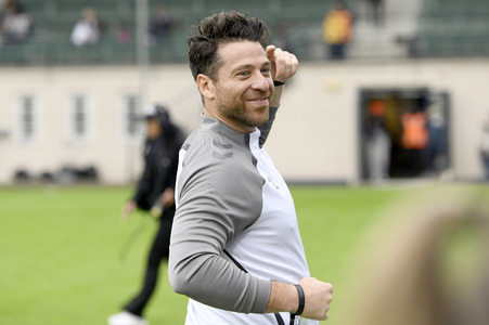 Benefiz-Fußballspiel 'Kicken mit Stars' in Hannover