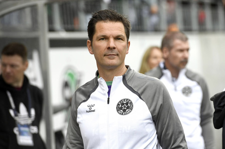 Benefiz-Fußballspiel 'Kicken mit Stars' in Hannover