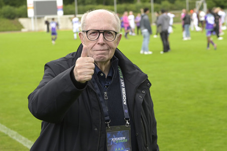 Benefiz-Fußballspiel 'Kicken mit Stars' in Hannover