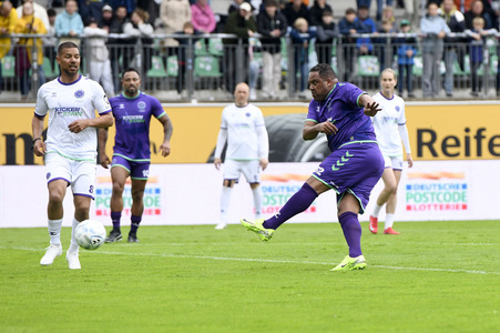 Benefiz-Fußballspiel 'Kicken mit Stars' in Hannover