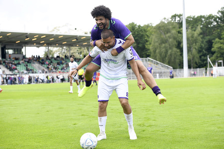 Benefiz-Fußballspiel 'Kicken mit Stars' in Hannover