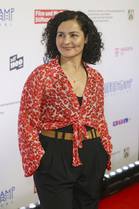 Serienpremiere 'Hundertdreizehn' auf dem Seriencamp Festival 2025 in Köln