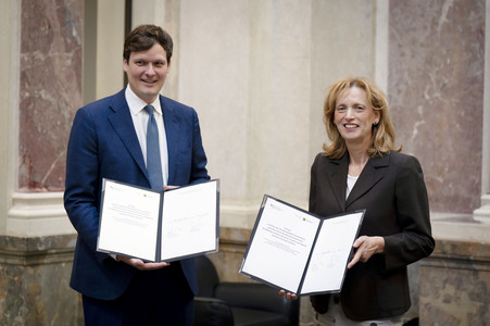 1055. Bundesratssitzung in Berlin