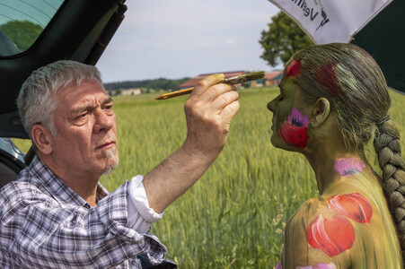 NATURE ART: Rotmohn / Red Poppy Bodypainting