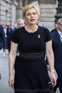 Fotoausstellung 'Wounded: The Legacy of War' von Bryan Adams beim 1. Nationalen Veteranentag in Berlin