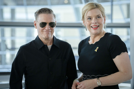 Fotoausstellung 'Wounded: The Legacy of War' von Bryan Adams beim 1. Nationalen Veteranentag in Berlin