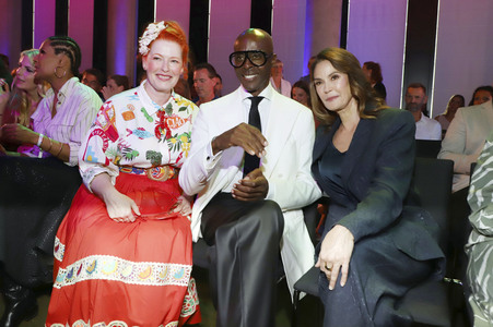 Ernsting's Family Fashion Show 2025 in Hamburg