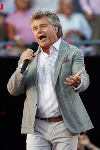 TV-Show 'Schlagerbooom Open Air 2025 - Die Berge leuchten!' in Kitzbühel