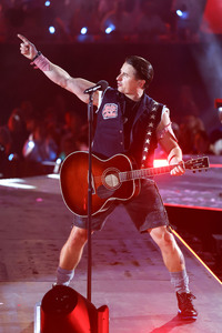 TV-Show 'Schlagerbooom Open Air 2025 - Die Berge leuchten!' in Kitzbühel