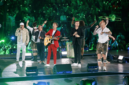 TV-Show 'Schlagerbooom Open Air 2025 - Die Berge leuchten!' in Kitzbühel