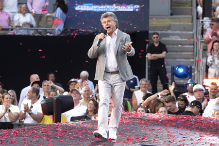 TV-Show 'Schlagerbooom Open Air 2025 - Die Berge leuchten!' in Kitzbühel