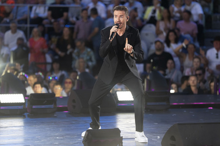 TV-Show 'Schlagerbooom Open Air 2025 - Die Berge leuchten!' in Kitzbühel