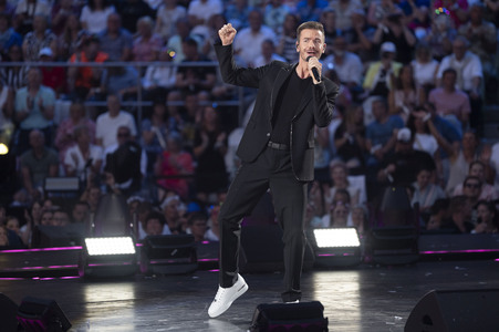 TV-Show 'Schlagerbooom Open Air 2025 - Die Berge leuchten!' in Kitzbühel