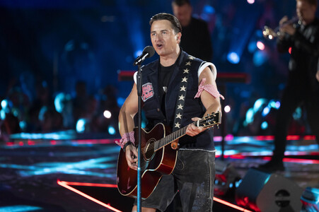 TV-Show 'Schlagerbooom Open Air 2025 - Die Berge leuchten!' in Kitzbühel