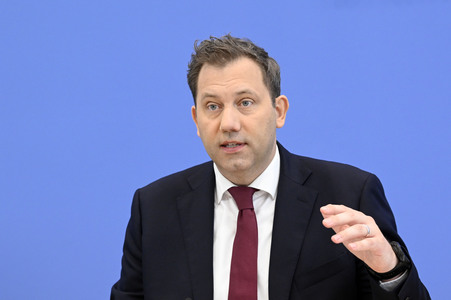 Bundespressekonferenz zum Entwurf des Bundeshaushalts 2025 in Berlin