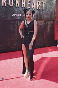 Serienpremiere 'Iron Heart' in Los Angeles