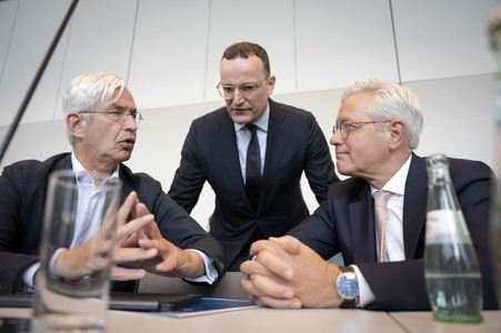 Fraktionssitzung der CDU/CSU-Bundestagsfraktion in Berlin