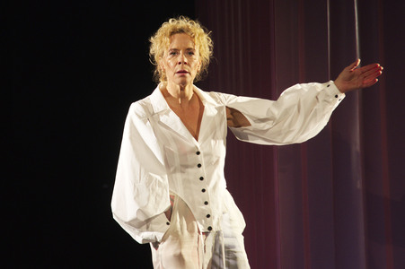 Theaterprobe 'DI-VI-SI-ON' in Berlin