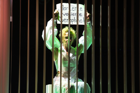 Theaterprobe 'DI-VI-SI-ON' in Berlin