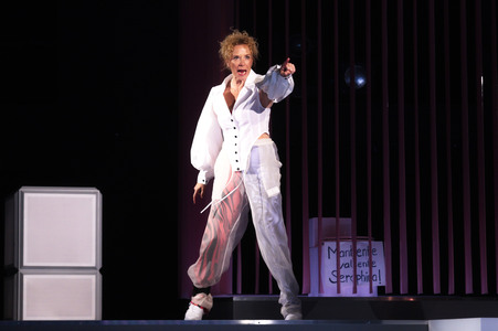 Theaterprobe 'DI-VI-SI-ON' in Berlin