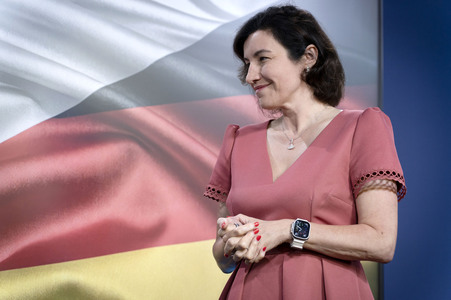 Unterzeichnung von Absichtserklärungen zwischen Japan und Deutschland in Berlin