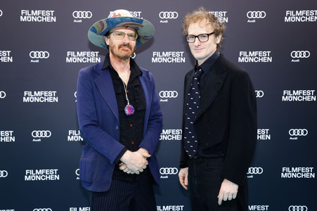 Festivaleröffnung mit Filmpremiere 'The Ballad of Wallis Island', Filmfest München 2025